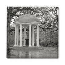 UNC Old Well Magnet