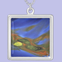 USA, Michigan, Upper Peninsula, birch leaf in necklaces