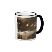 USA, Oregon, Dundee. Dining room in Archery Mugs