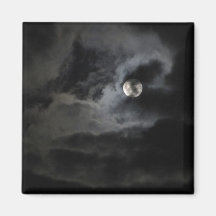 Veiled Moon Magnet