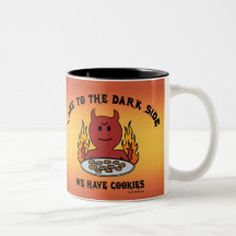 Venez au côté en noir tasse à café