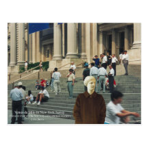 Venus de Milo In Front Of The Met Postcard