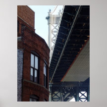 Vers le bas sous le pont de Mnhattan Posters