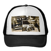 Vieil appareil-photo de photo casquette