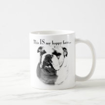 Visage heureux de bouledogue tasse à café