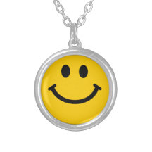 Visage souriant jaune colliers personnalisés