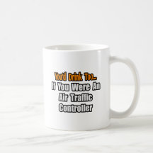 Vous boiriez trop… le contrôleur de la navigation  mugs à café