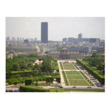 Vue de Paris de la Eifel-tour dans le parc urbain Carte Postale
