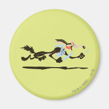 Wile E. Coyote Chasing dinner Fridge Magnet