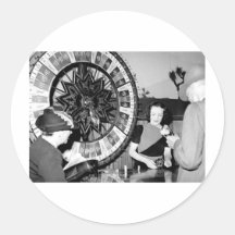 Win A Fortune Vintage Las Vegas Casino Round Stickers