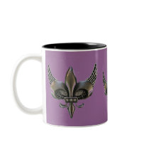 WINGED FLEUR-DE-LIS DISTRESSED PEWTER MUG