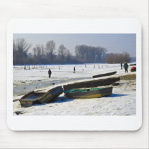 winter - danube river in frosty day mouse pad