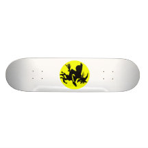 Witch against full moon skateboard