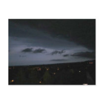 Wolke über der Stadt bei Nacht Postkarte