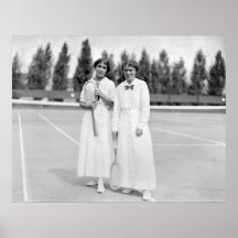 Women's Tennis Champions, 1913 Poster
