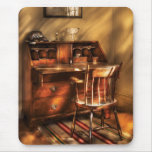 Writer - A chair and a desk Mouse Pad