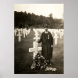 WWI American Mother at her sons grave in France Posters
