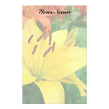 Yellow daylily personalized stationery