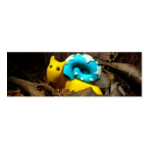 Yellow snail amidst Autumn leaves Business Cards