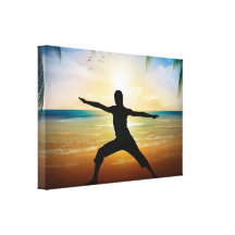 Yoga sur la plage toiles tendues sur châssis