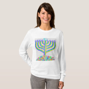חנוכה Hanukkah rainbow menorah  T-Shirt