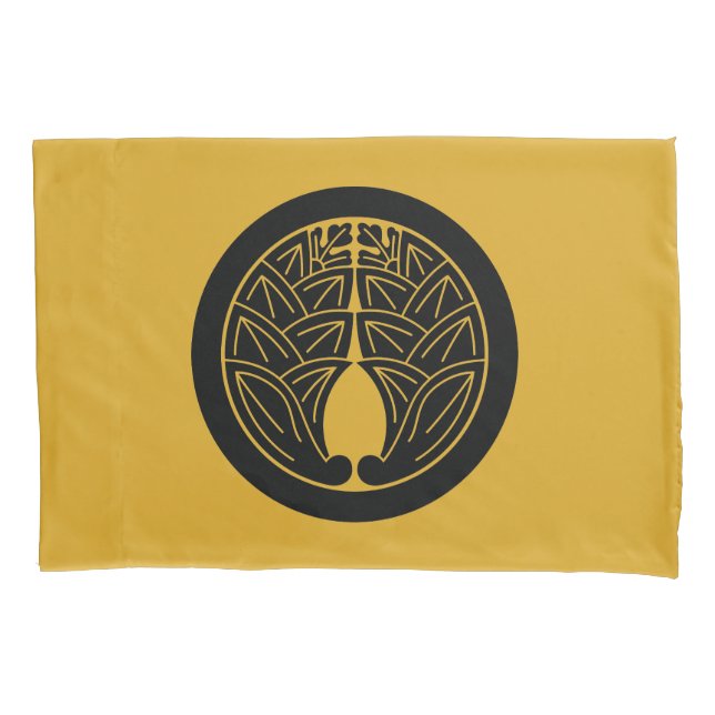 丸に抱き茗荷 PILLOWCASE (Front)