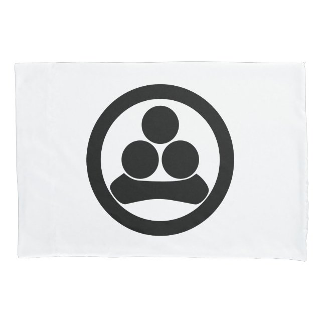 丸に渡辺星 PILLOWCASE (Front)