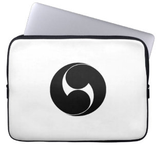右二つ巴(地抜き) LAPTOP SLEEVE