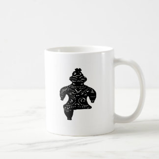 土偶 遮光器土偶 "spaceman" clay figurine from about 500 coffee mug