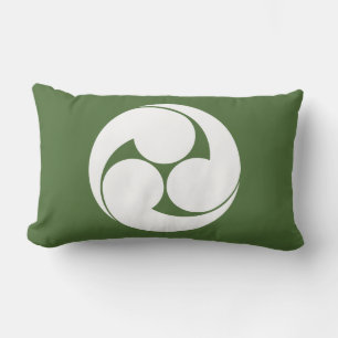 左三つ巴(地抜き) LUMBAR PILLOW