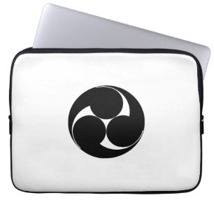 左三つ巴(素描き) LAPTOP SLEEVE