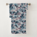 Search for mauve bath towels Geometric