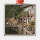 Search for historic ornaments Tour