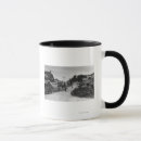 Search for front view mugs Photograph