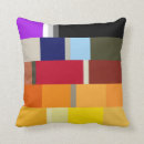Recherche de cinq coussins Gris