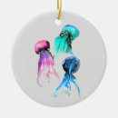 Search for jellyfish ornaments Under the sea