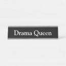 Recherche de reine bureau fournitures Reine de drame