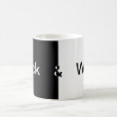 Recherche de essence tasses Typographie