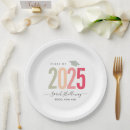 Recherche de pink graduation plates Classe de 2025