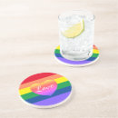 Recherche de amour lesbien dessous de verres Gay pride