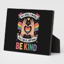 Recherche de lesbienne plaques Lgbtq