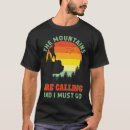 Recherche de montagnes appellent tshirts Aventure