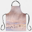 Search for scene aprons Winter