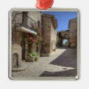 Search for historical ornaments Town