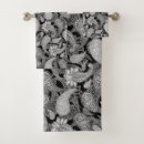 Search for paisley bath towels Vintage