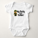 Recherche de appui bébé vêtements Soldat