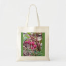 Search for bleeding heart accessories Nature