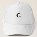 Recherche de g casquettes Initiale