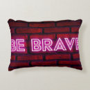 Recherche de soyez courageux coussins Bravoure