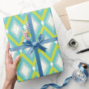 Recherche de ikat papier cadeau Girly
